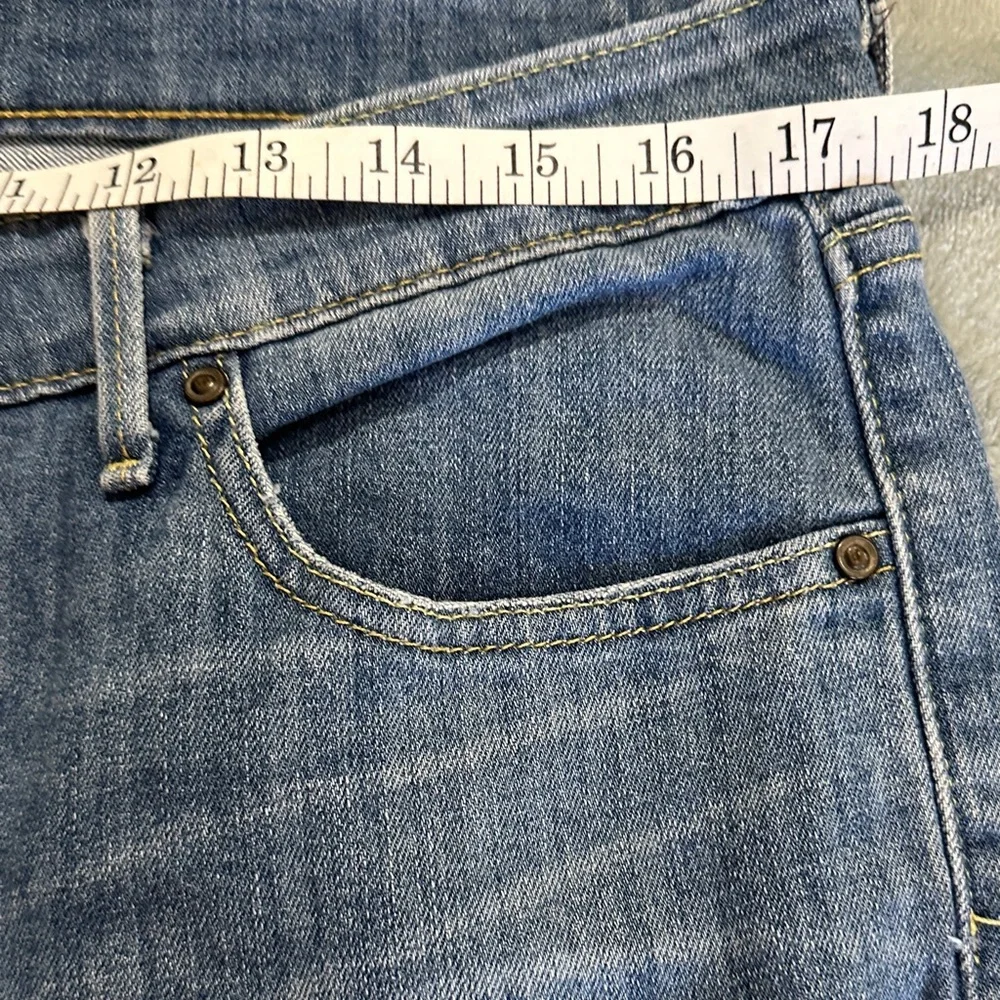Levi's Women's Blue Jeans size 14 Demi curve classic straight leg - Picture 7 of 11